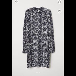 H&M Black/Snake-Skin Pattern Open back dress